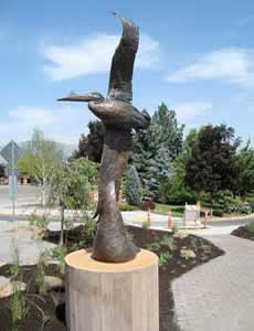 Avian sculptor Stefan Savides “Pelican Parade”